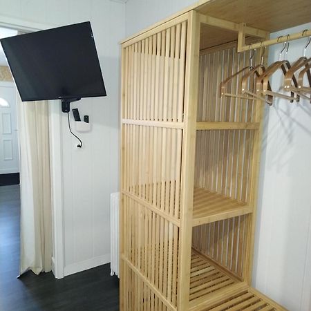 Studio, La Terrasse D'Isa 多勒 外观 照片