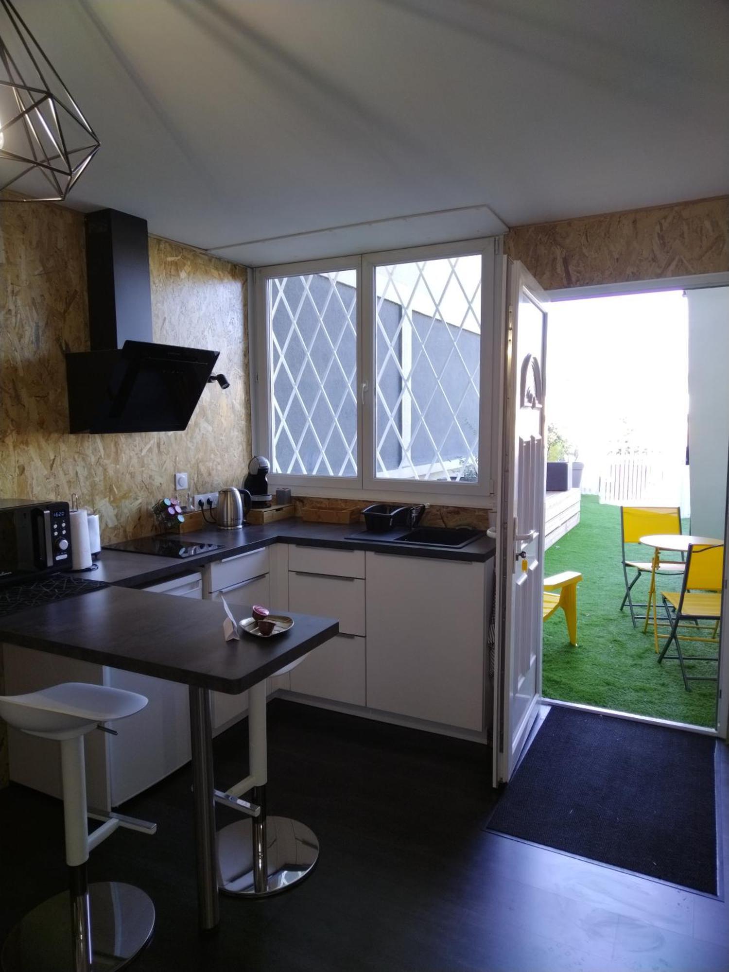 Studio, La Terrasse D'Isa 多勒 外观 照片